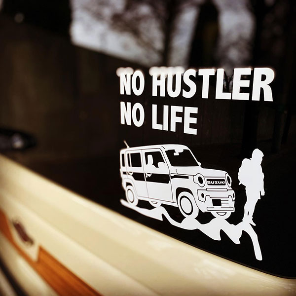 カッティングステッカー見本❣️hustlerに貼った時の見本